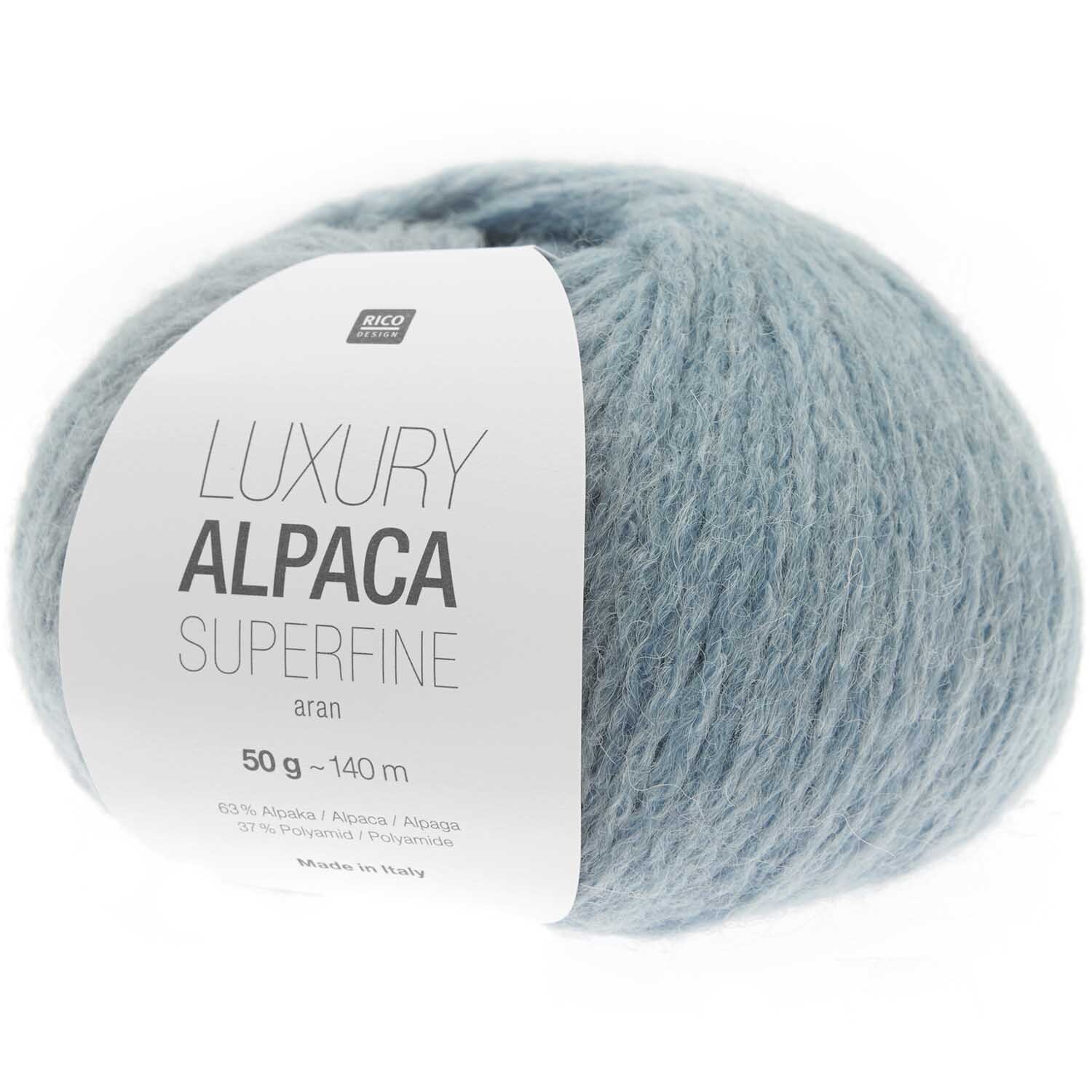 Rico Luxury Alpaca Superfine aran, hellblaues Garnknäuel, 50g, 140m, ideal für Strickprojekte.