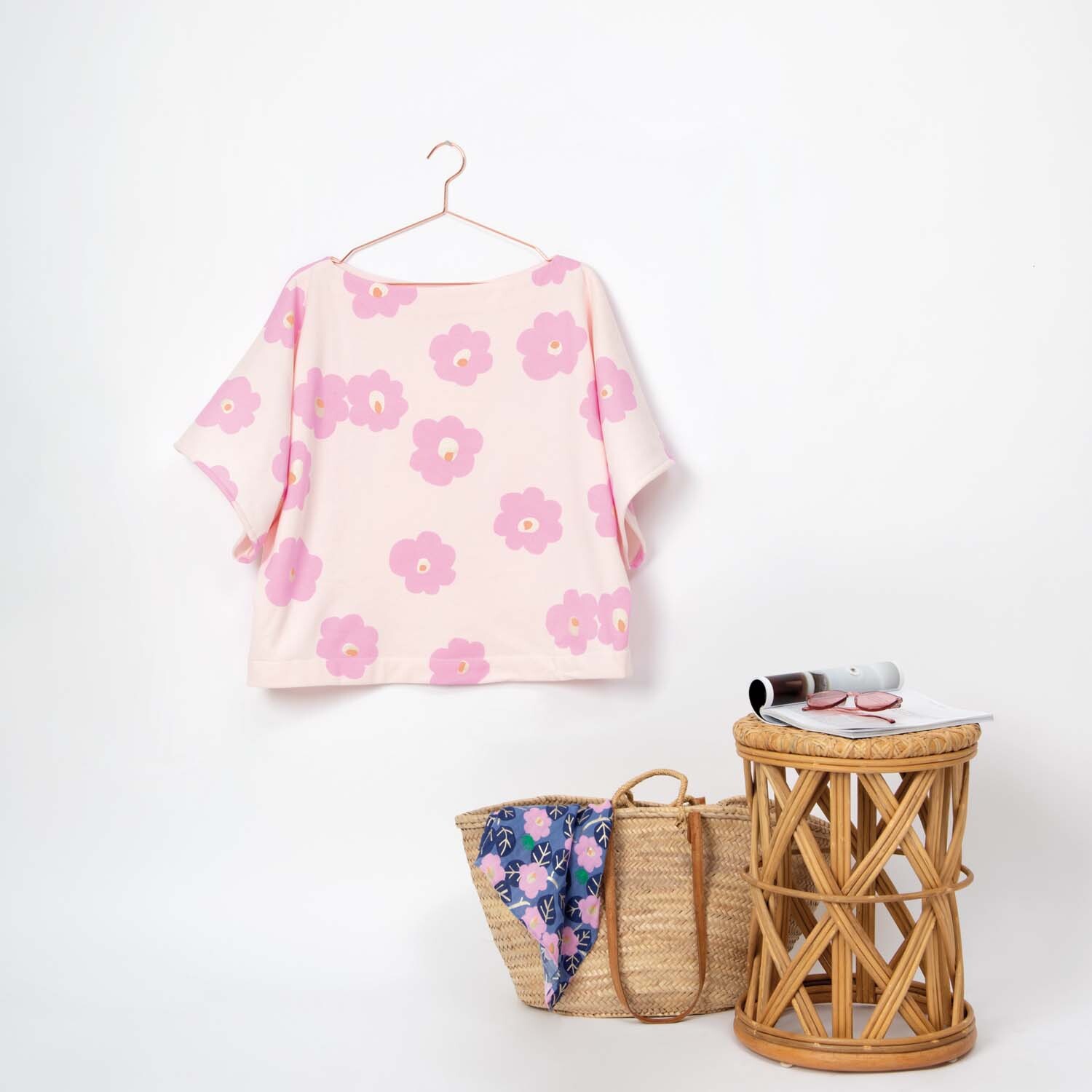 Sweatshirt-Stoff Aloha Blumen rosa metallic 170cm Sweatshirt-Stoff Aloha Blumen rosa metallic 170cm