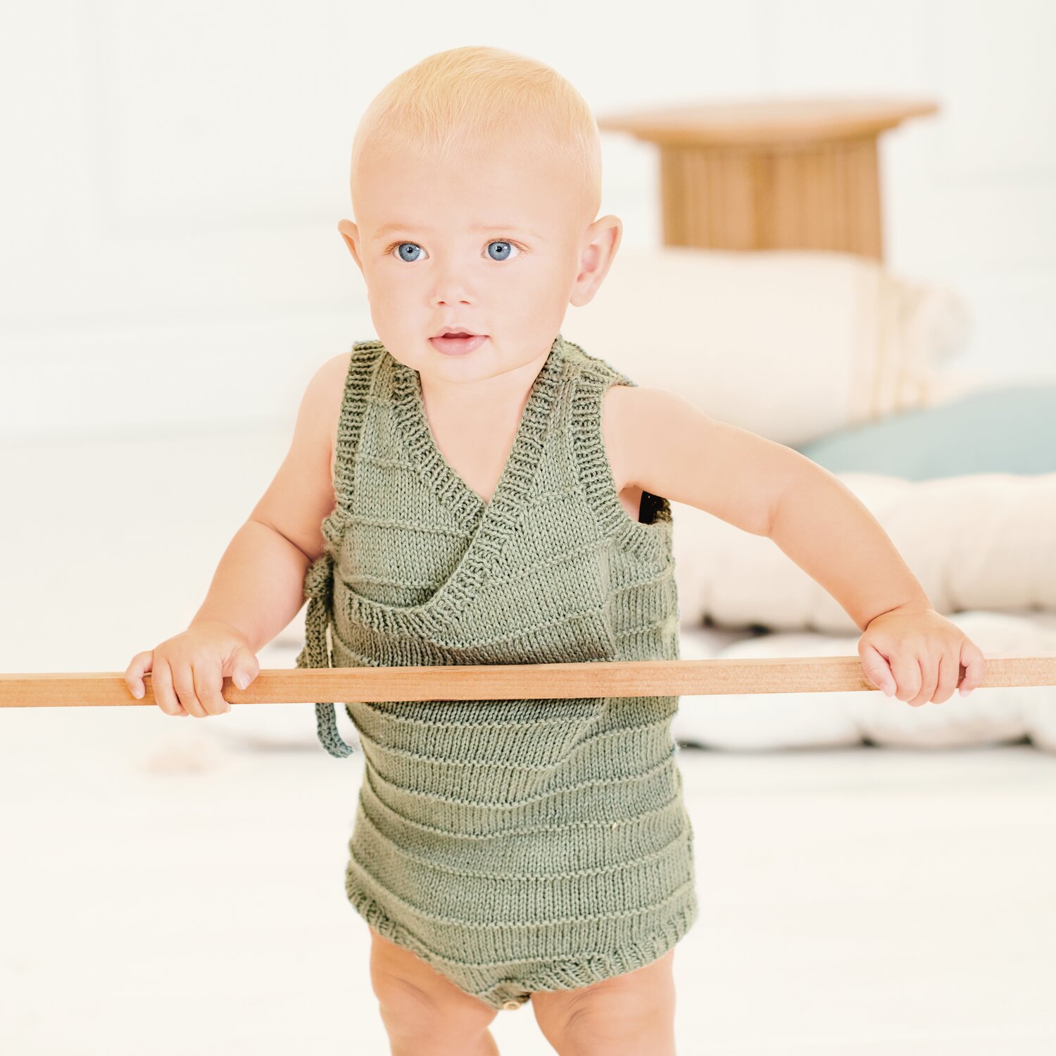 Strickset Strampler Modell 09 aus Baby 043 von Rico Design