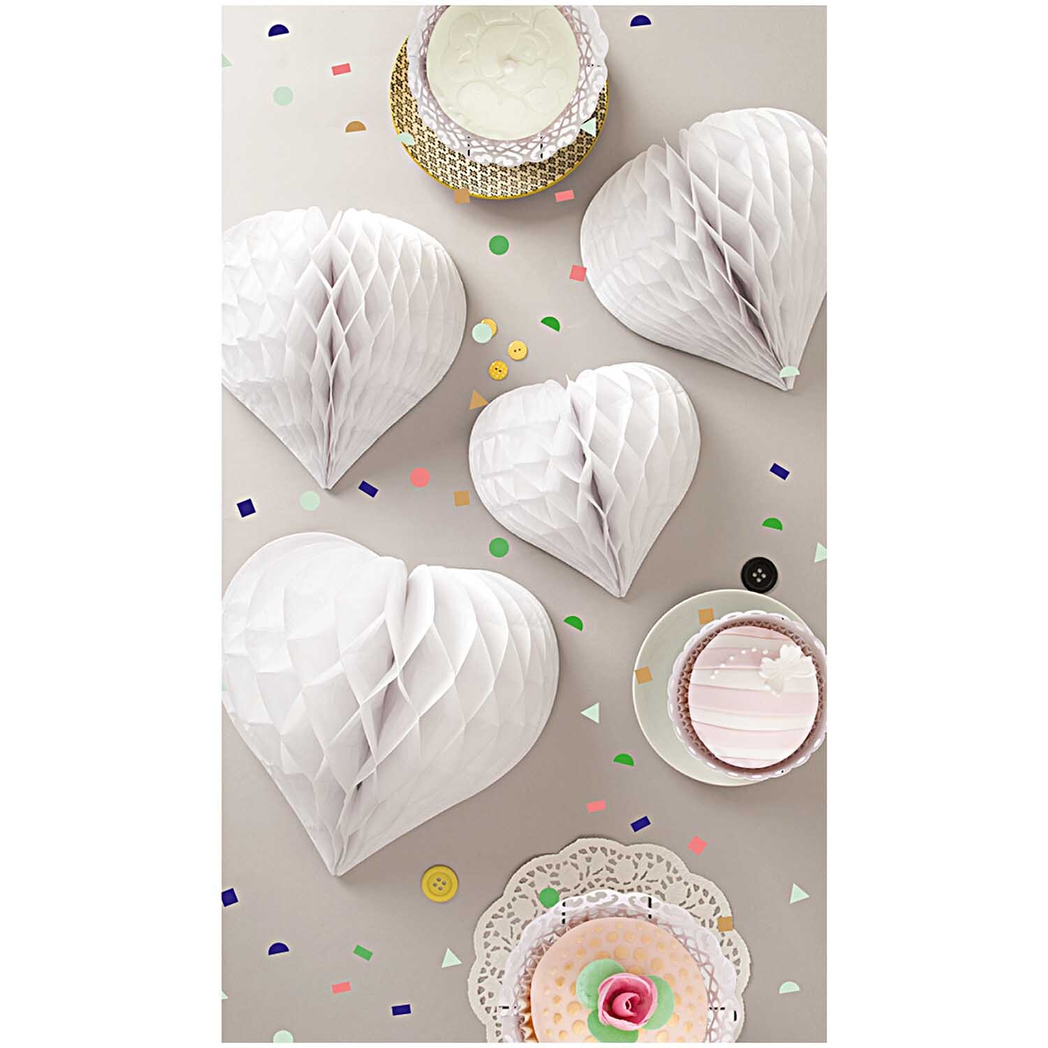 Wabenpapier Herzen weiß 3 Stück Wabenpapier Herzen weiß 3 Stück