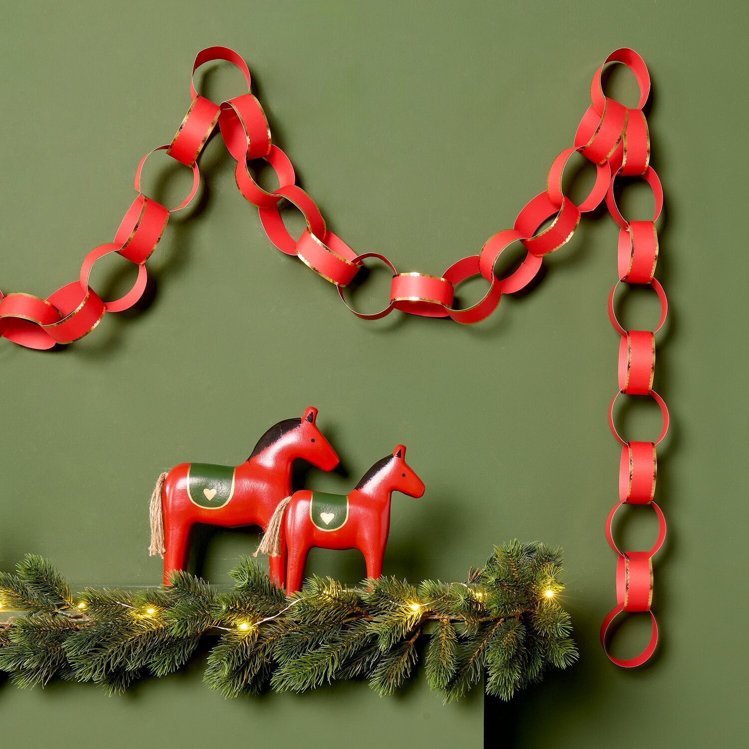 DIY Kettengirlande Advent Farbe Rot/Gold von Rico Design