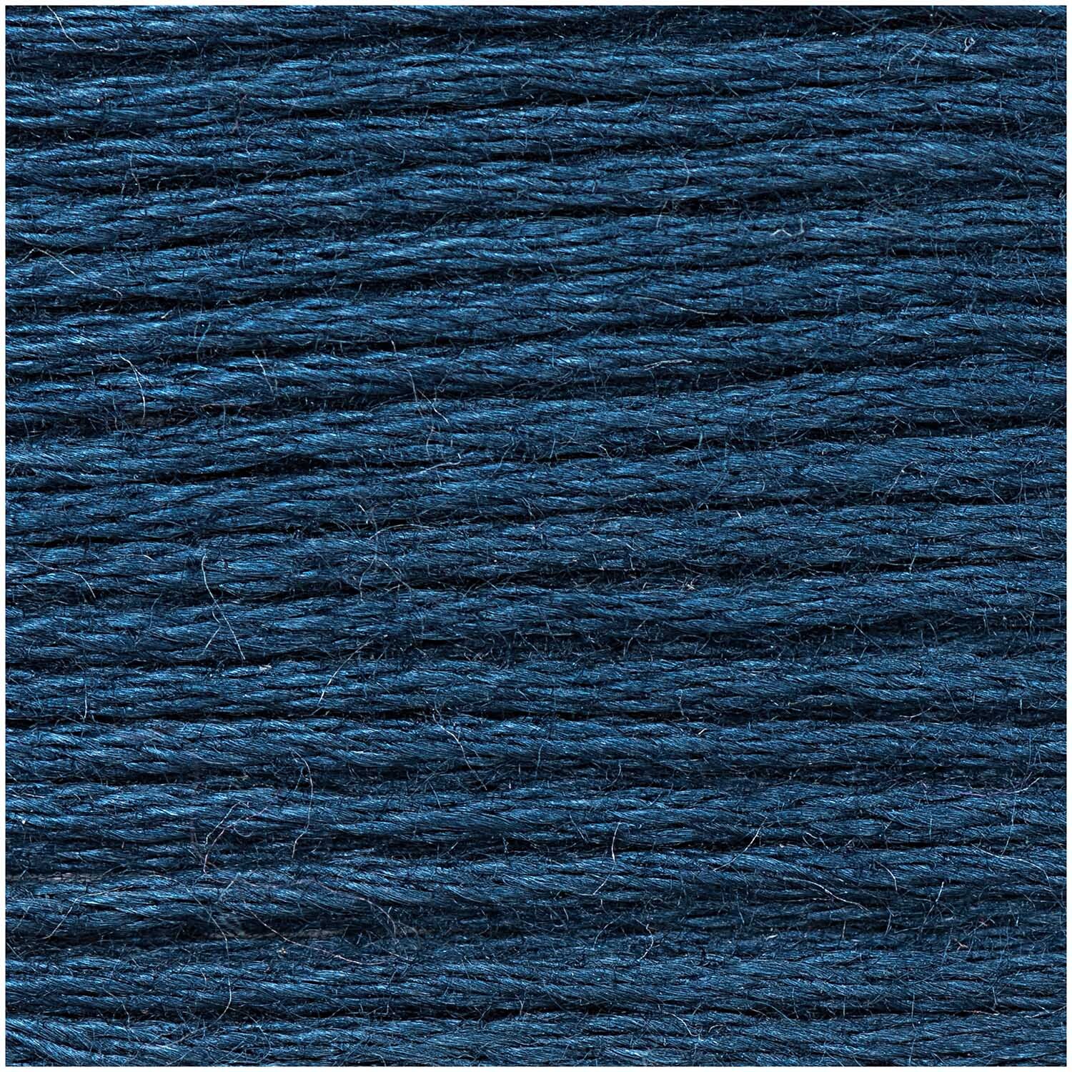Sticktwist 8m von Rico Design in tiefem Blau, ideal für Stickprojekte und Handarbeiten.
