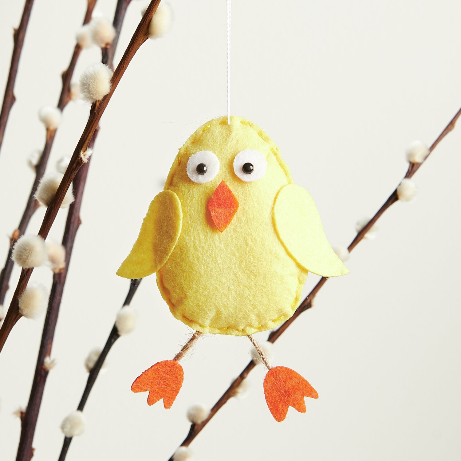 Aufhänger Filz-Küken Gelb 10,5x7x2,2cm von Rico Design
