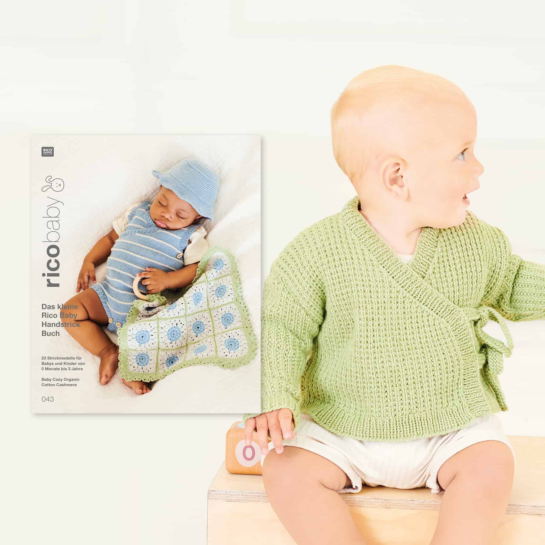 Kleinkind trägt gestrickte Jacke Modell 14 aus Rico Baby 043. Daneben ein Cover des Strickhefts Rico Baby 43.